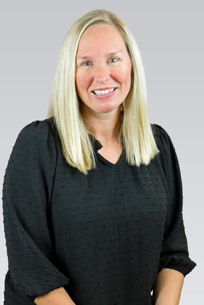 Amanda Farabee's headshot